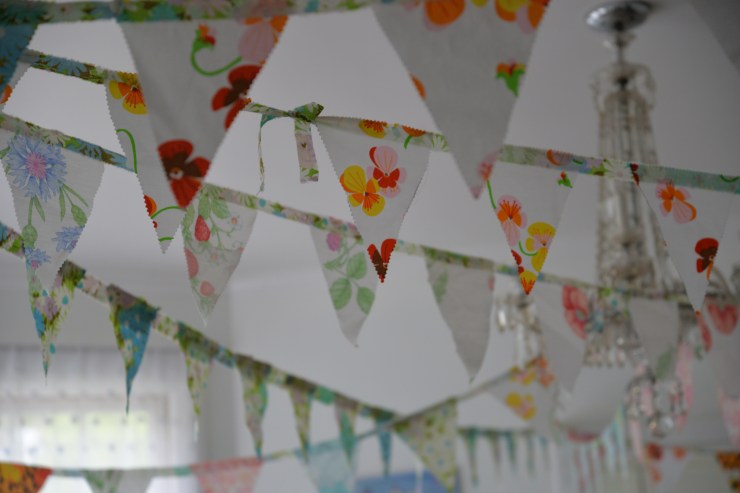 close up of pinking shears and knots